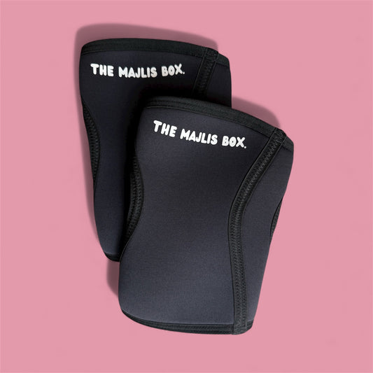 "HUG ME" Knee Sleeve